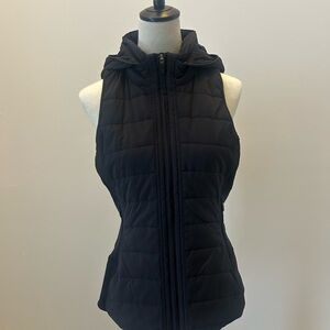 Lululemon Women's Black Puffer Vest